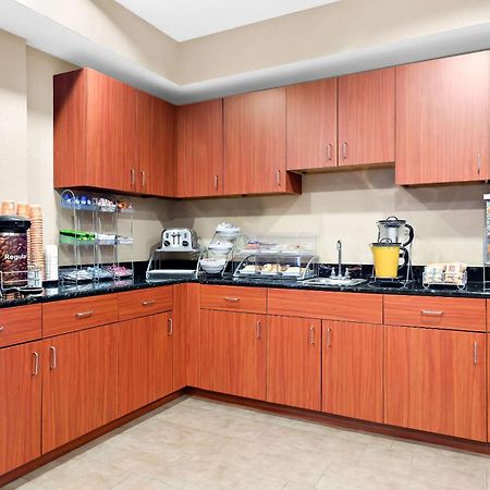 Comfort Suites Tampa Airport North West Chase Kültér fotó