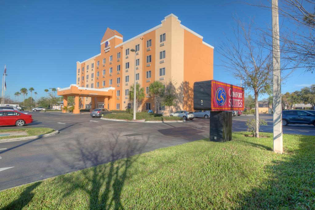 Comfort Suites Tampa Airport North West Chase Kültér fotó