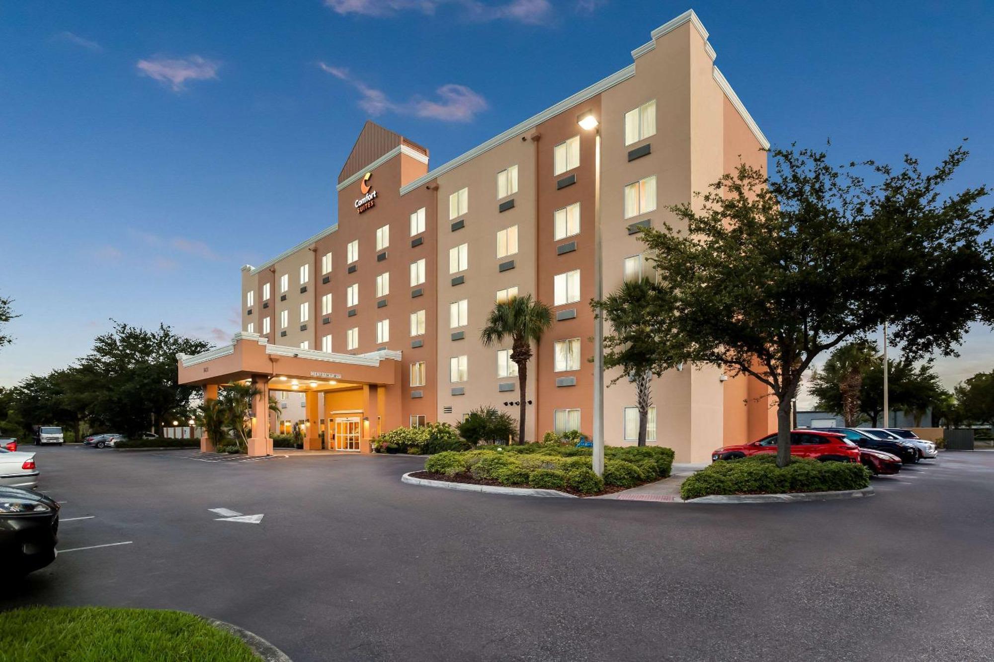 Comfort Suites Tampa Airport North West Chase Kültér fotó