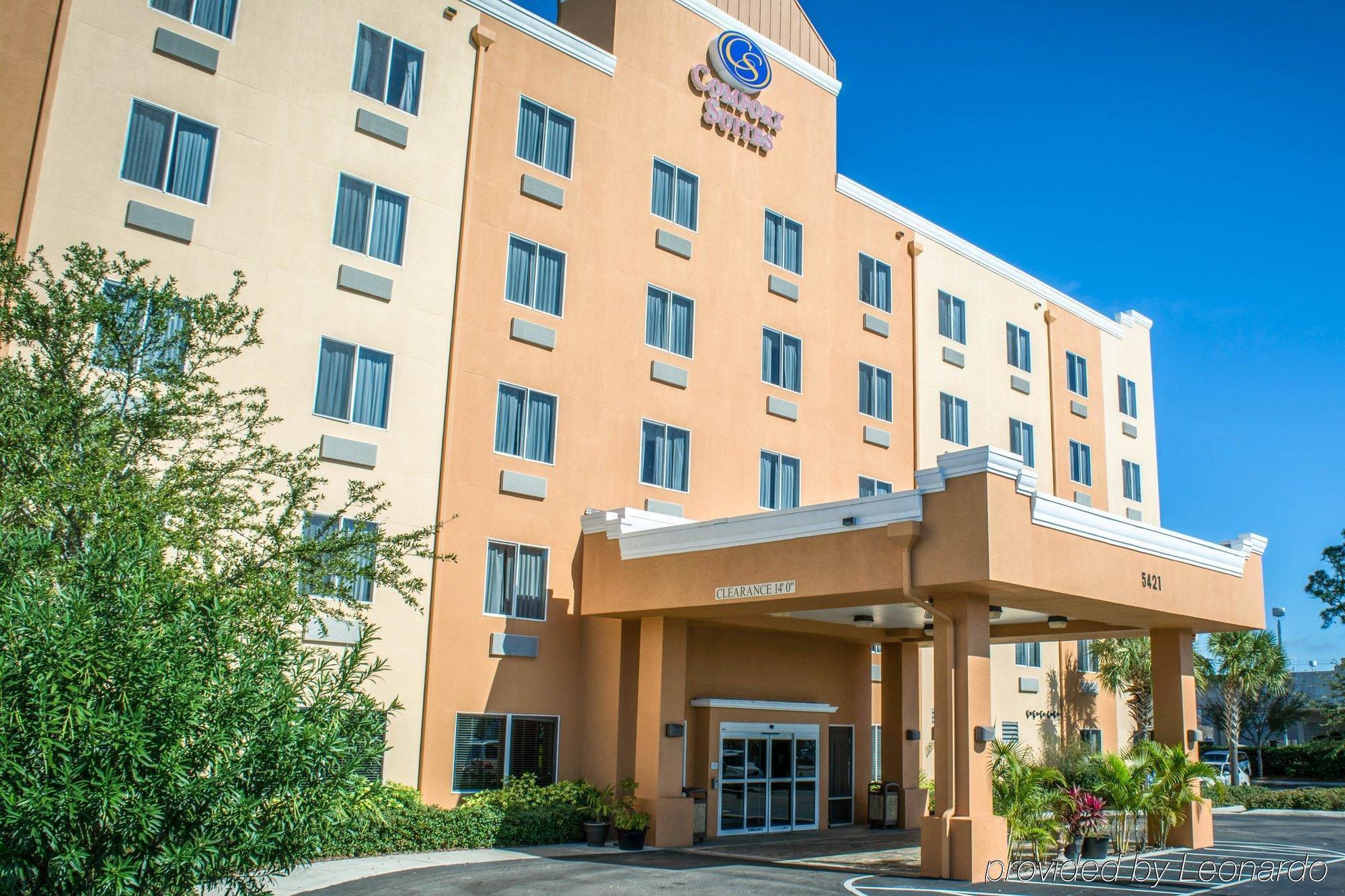 Comfort Suites Tampa Airport North West Chase Kültér fotó