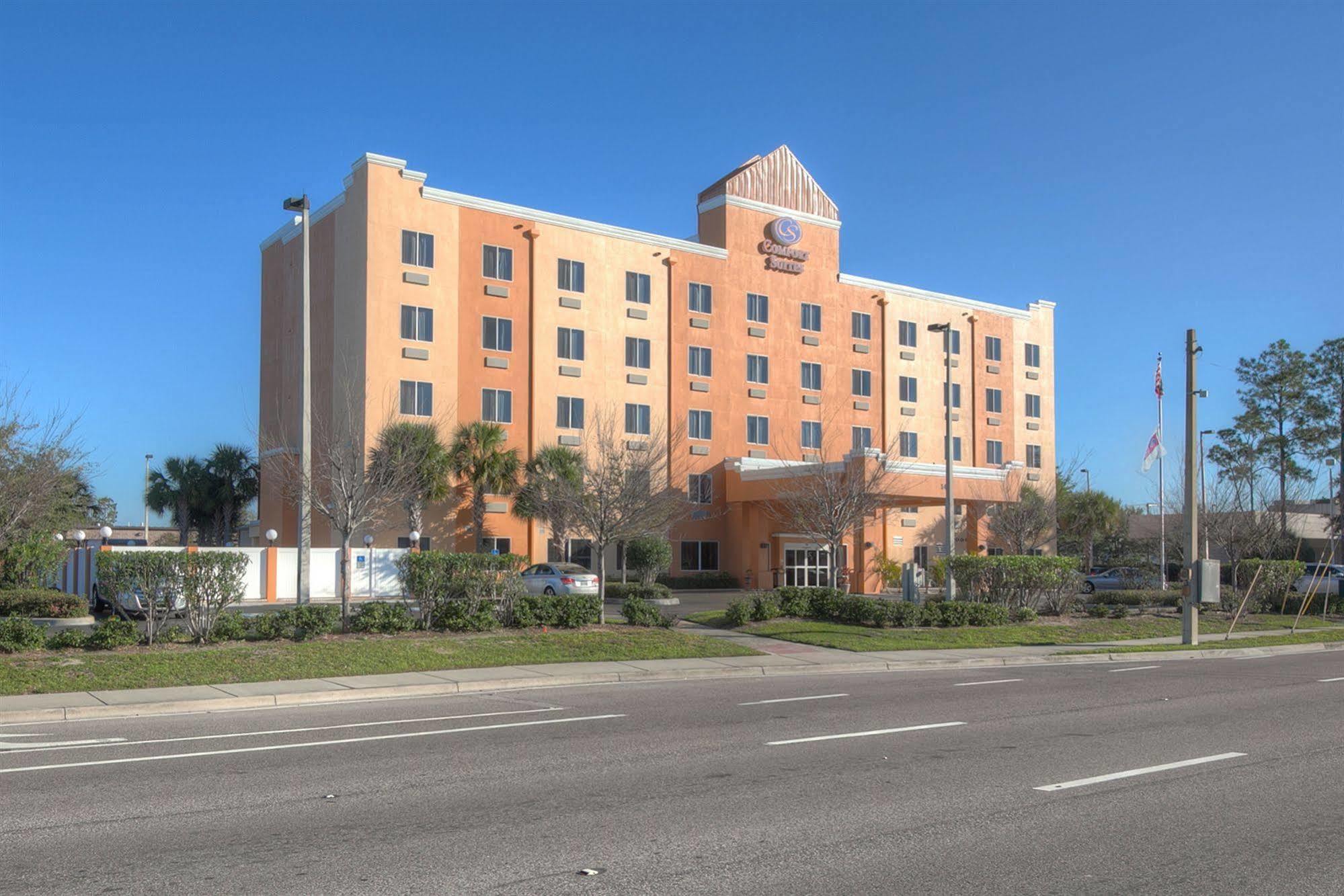 Comfort Suites Tampa Airport North West Chase Kültér fotó